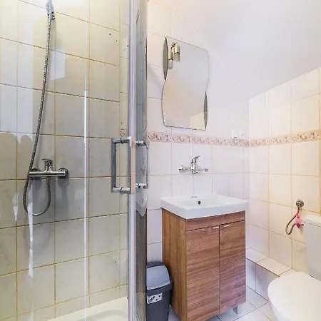 Δωμάτια σε οικογενειακή κατοικία Goscinne U Joli *