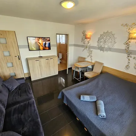 Goscinne U Joli ホームステイ